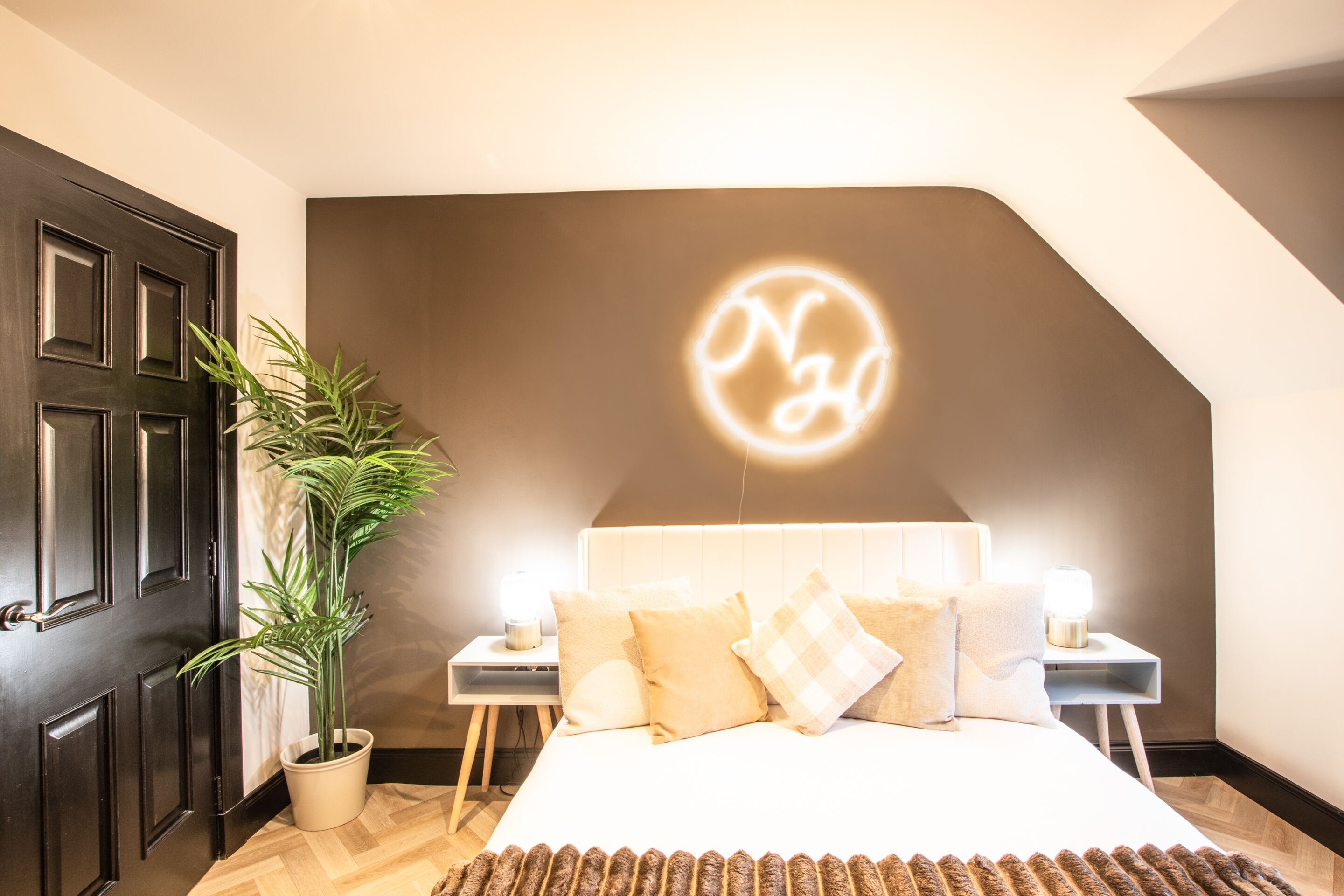 2 عدّة غرف نوم