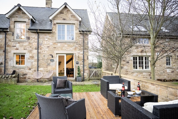 Luxury Cottage, Private Bathroom, Garden View | Exterior