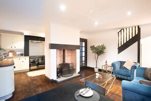 Luxe cottage, privébadkamer, uitzicht op tuin | Lounge