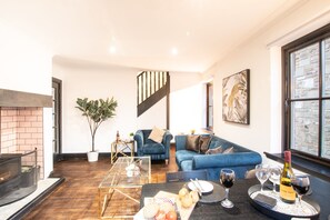 Luxe cottage, privébadkamer, uitzicht op tuin | Lounge