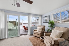 Smart TV, fireplace, books