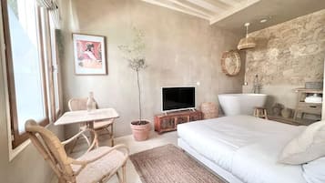 Schreibtisch, Bügeleisen/Bügelbrett, WLAN, Bettwäsche