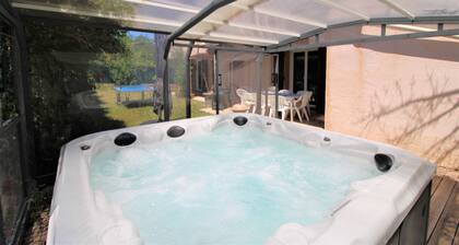 Villa 4 Chambres, Jardin, Jacuzzi HyĂšres PK/CLIM