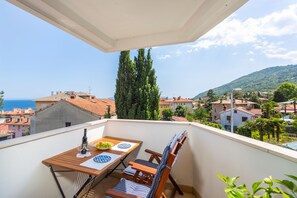 Apartment | Balcony