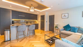 Luxe appartement, en-suite badkamer (Entire) | Gemeenschappelijke keuken