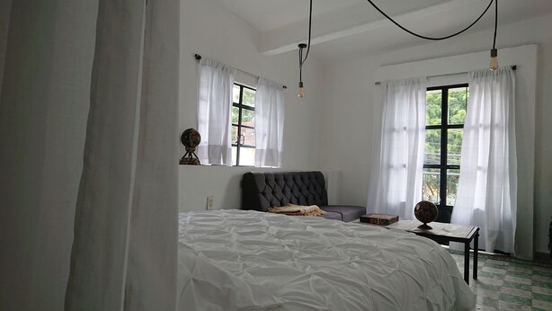 Design Double Room | Desk, WiFi (free), individually furnished, bed sheets - ATEMPORAL bed and breakfast Hotel  (Oaxaca)