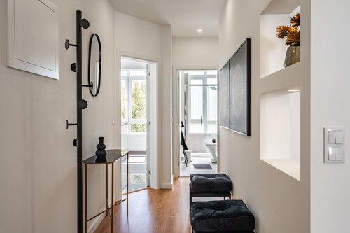 Keluak Apartment, Wifi, Balcony !new!