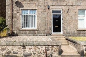 Apartment | Exterior