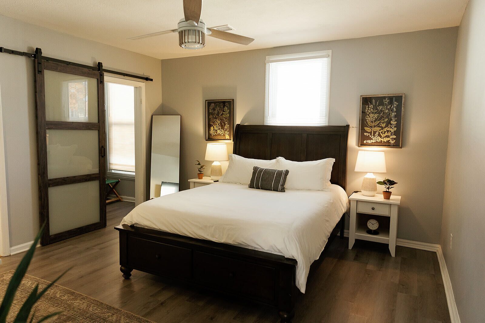 2 quartos, ferros/tábuas de passar roupa, Wi-Fi de cortesia