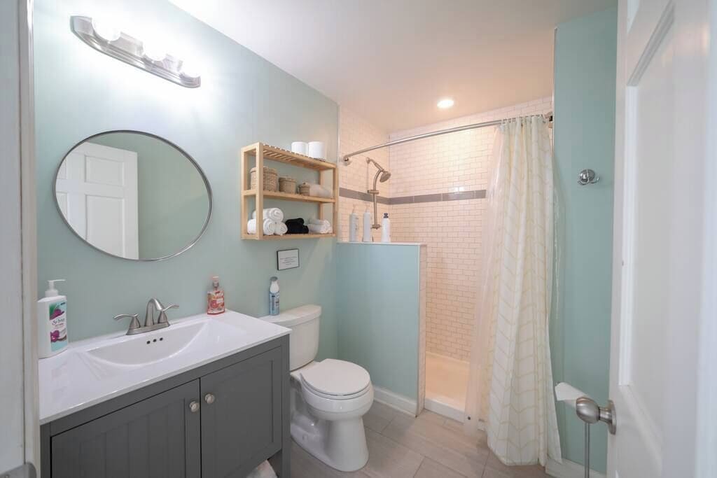 Hårføner og håndklær