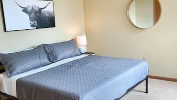 2 habitaciones, tabla de planchar con plancha, wifi y ropa de cama