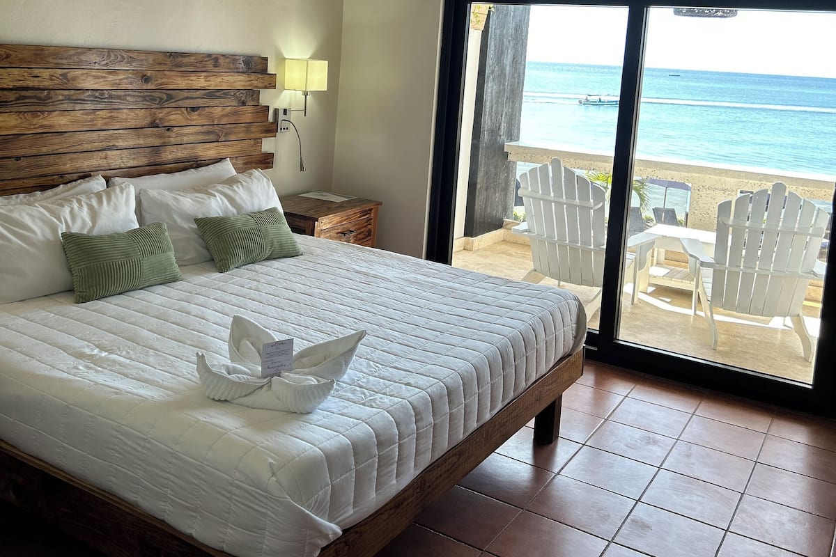 Classic Room, 1 King Bed