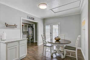 Dining - Spacious 3 bedroom home with fenced yard (Groves)