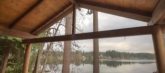 Lake Cabin with an Amazing View