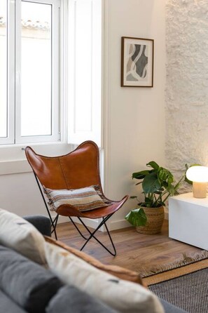 Interior - Junqueira · Trendy T.M Apartament by the River (Lisboa)