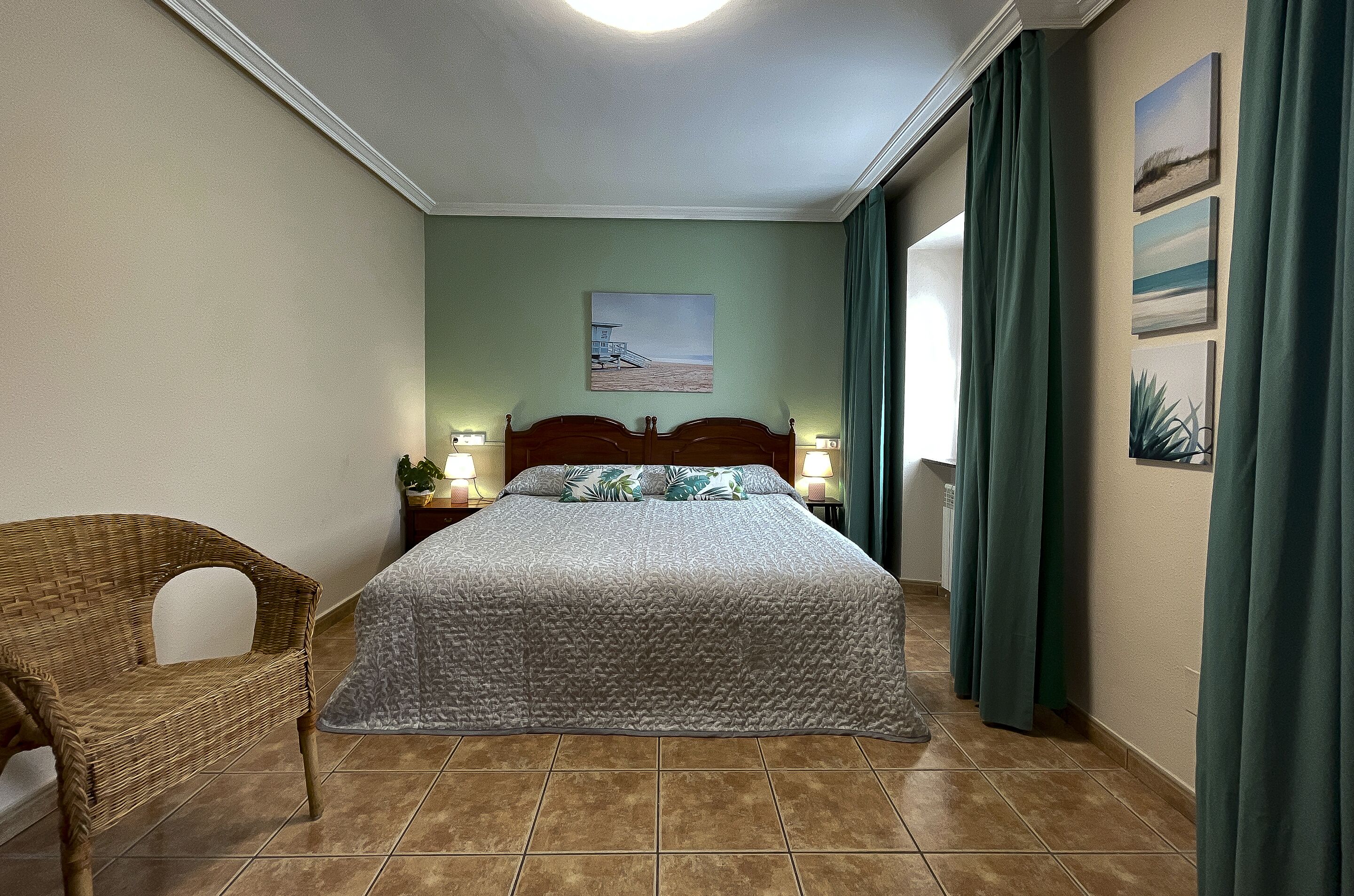 Habitación doble tradicional | Escritorio, espacio para trabajar con laptop y insonorización 