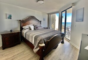 3 bedrooms, desk, free WiFi, bed sheets - Luxury Direct Ocean Front- 3 bed-3 bath with Large Balcony<br>One Ocean Place (Murrells Inlet)