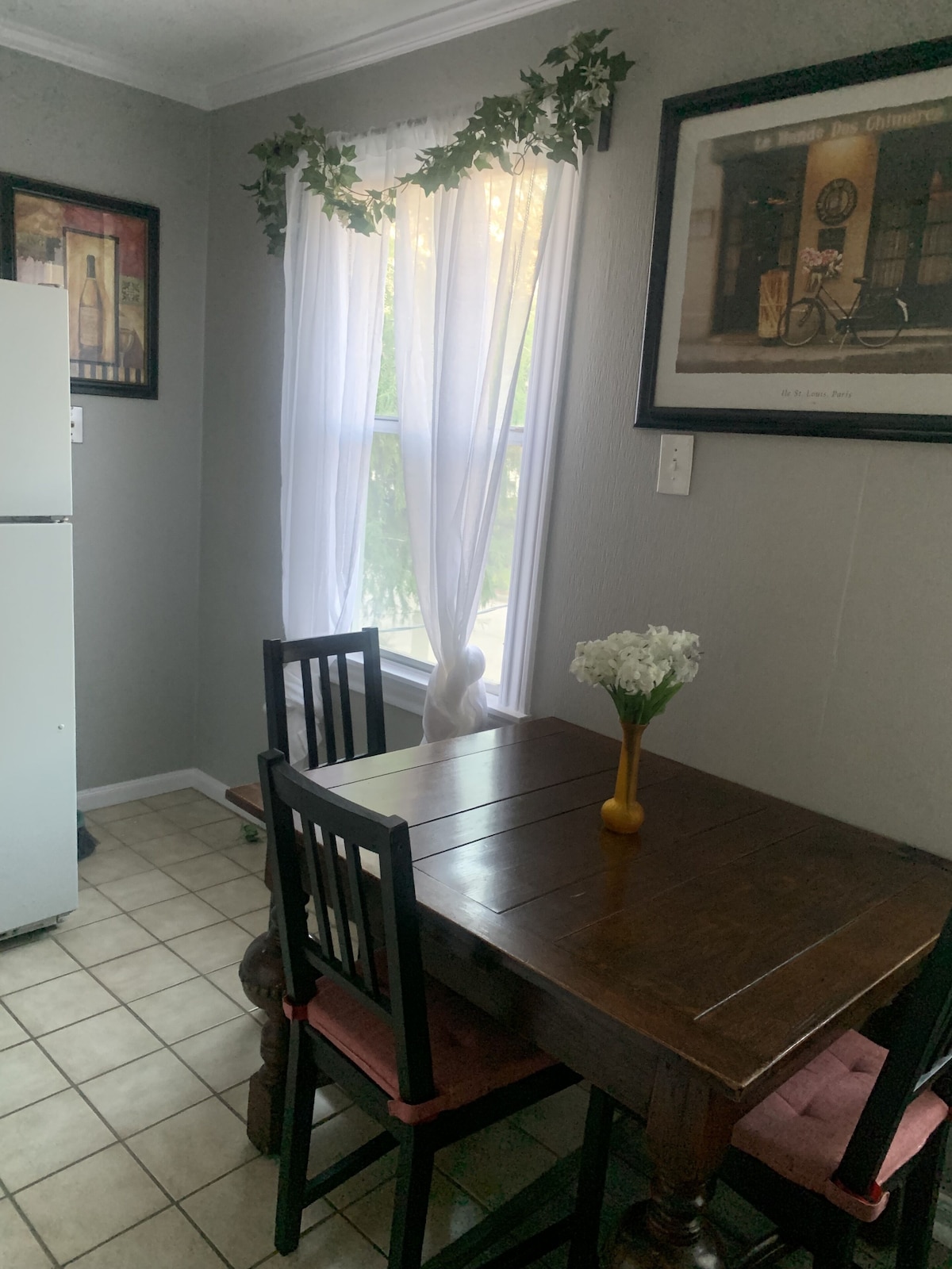 Photo 15 of Cozy escape in the heart of Montrose, mins from entertainment