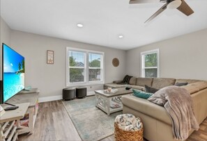 Älytelevisio, videopelejä, tulostin