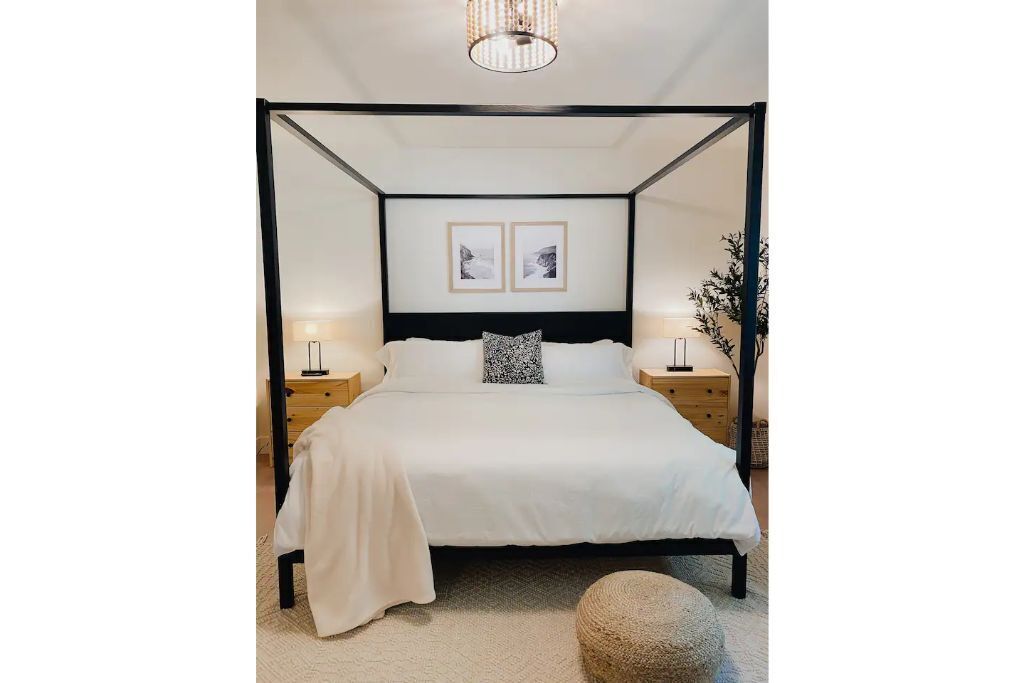 3 bedrooms, iron/ironing board, travel cot, WiFi