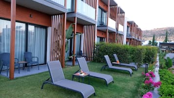 Standard Double Room | Garden view