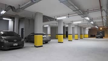 Estacionamento grátis com manobrista