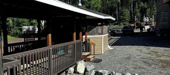 2 Bedrooms, Sleeps 6-8 with private deck, gym and game room. Near the trails. 