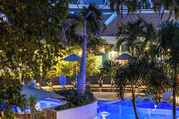 Alberca al aire libre