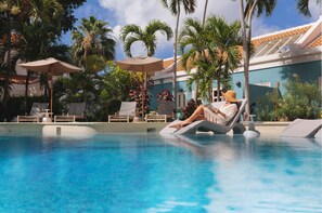 Outdoor pool - Kura Botanica Hotel (Willemstad)