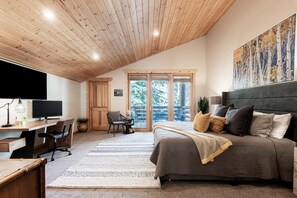 4 bedrooms, iron/ironing board, WiFi, bed sheets - Central Location: Hot Tub & Free Shuttle, Luxury Townhome! Deer Valley Bristlecone 202 (Park City)