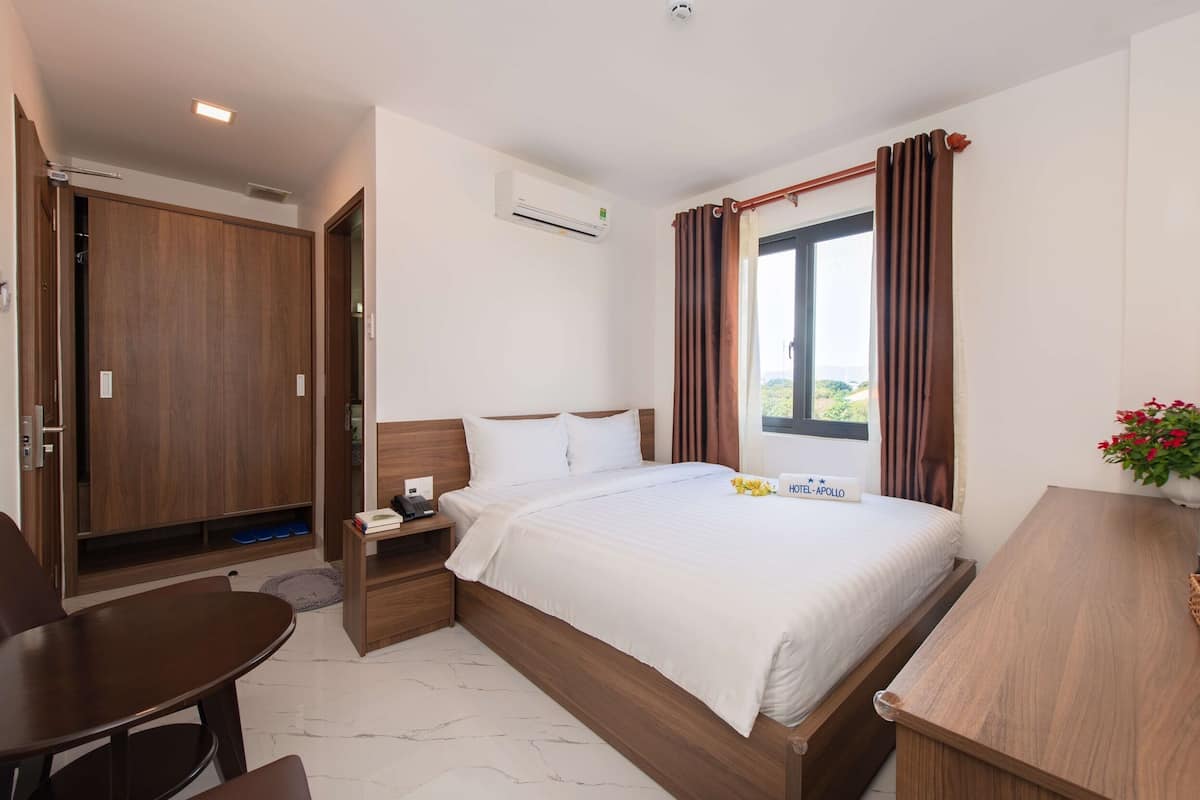 Standard Single Room | Desk, laptop workspace, blackout drapes, free WiFi