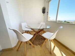 Dining - Panoramic Seaview - 2 Bedroom, Main Ave, 15 Min. Walk Beach, Workspace (Albufeira)
