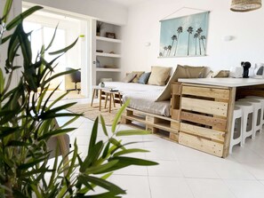 2 bedrooms, desk, iron/ironing board, free WiFi - Panoramic Seaview - 2 Bedroom, Main Ave, 15 Min. Walk Beach, Workspace (Albufeira)