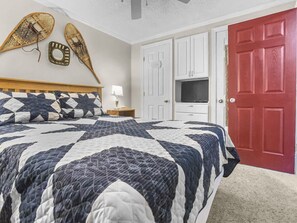 1 bedroom, desk, free WiFi