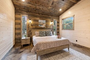 2 soverom, strykejern/-brett, wi-fi og sengetøy