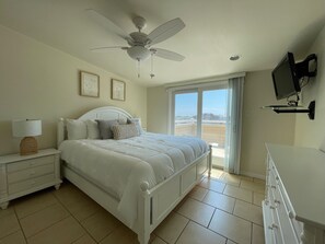 3 bedrooms, WiFi - Brand New 2nd Floor Condo - Ocean Views from Porch, Steps to Beach! (Ocean City)