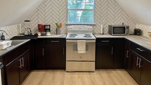 Blender, dining tables - Twist of Orange by TWU (Denton)