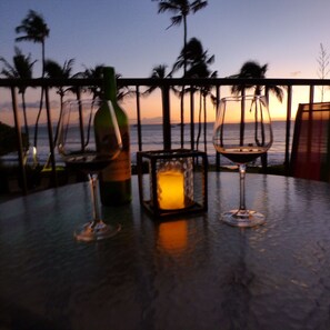 Outdoor dining - Summer Rates at Sugar Beach-front Kealia #302! (Kihei)