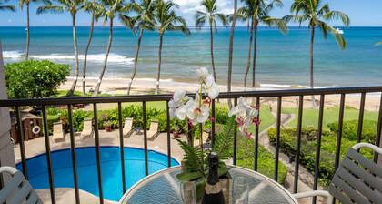 Beachfront Oasis for Two on Sugar Beach in Kihei - Kealia Condominiums #302