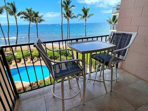 Outdoor dining - Summer Rates at Sugar Beach-front Kealia #302! (Kihei)