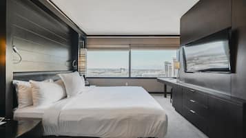 2 habitaciones, escritorio, tabla de planchar con plancha y wifi gratis