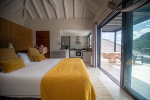 1 chambre, fer et planche à repasser, lit parapluie, Wi-Fi