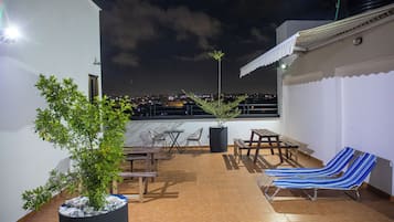 Apartment | Terrace/patio