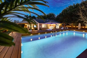 Piscine extérieure