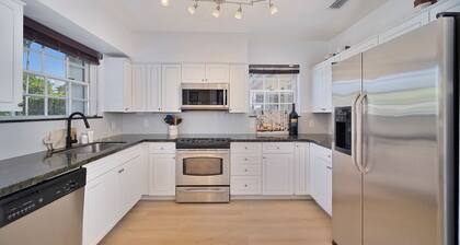 Luxury Island Villa Isla~ New & Remodeled Paradise