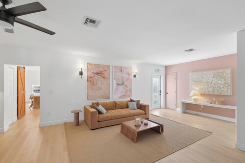 Luxury Island Villa Isla~ New & Remodeled Paradise