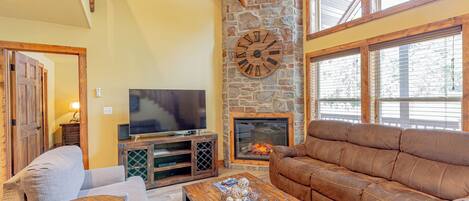 TV, fireplace, DVD player
