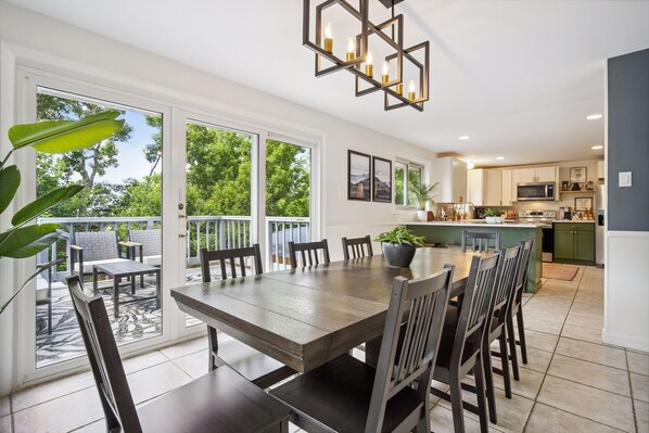 Dining - Modern Huge Family Getaway | Fire Pit | 5BD/3BA (Arvada)