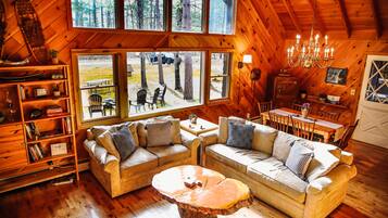 Smart TV y chimenea