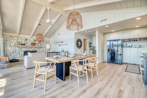 Interior - Romantic lakefront, hot tub under the stars, huge deck & private dock (Lower Lake)